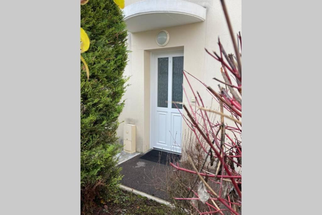 Appartement Maison En Duplex 80M² Jardin Terrasse Saint-Julien-les-Villas Exterior foto